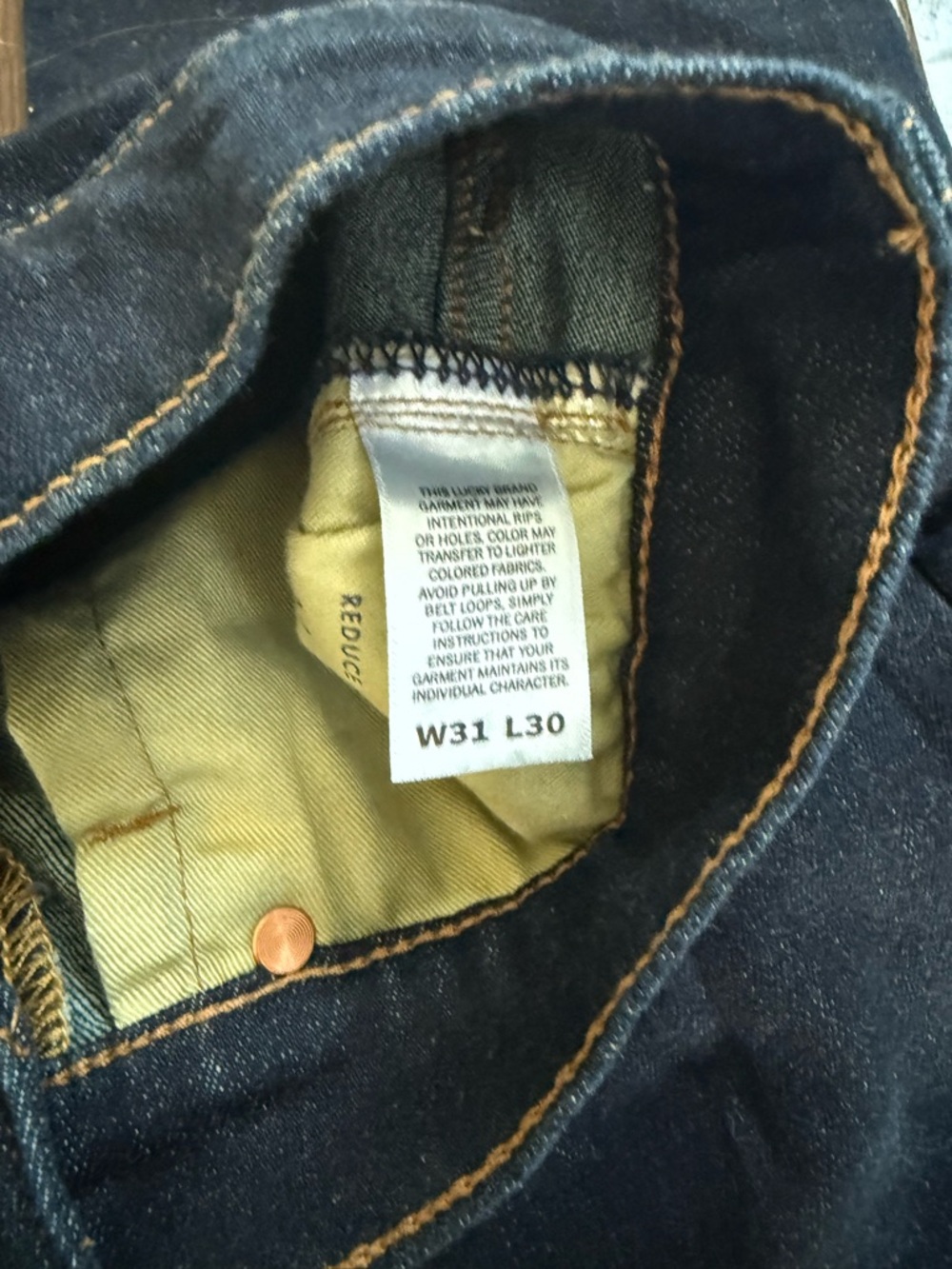 Lucky Brand Men's Dark Wash Straight Jeans - Picture 6 of 8